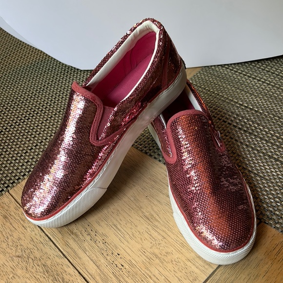 NWOT! Mudd Metallic Pink Sequined Sneakers - Picture 1 of 7